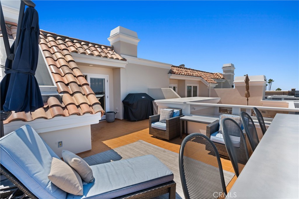 Corona del Mar South of PCH (CDMS) - Residential