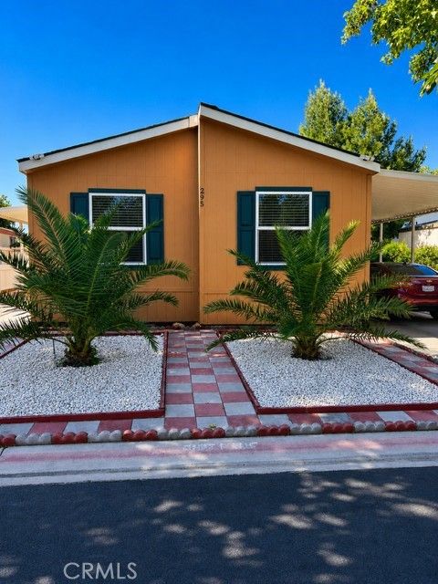 Photo of 3524 E Avenue R, Palmdale, CA 93550 (MLS # SR26107122)
