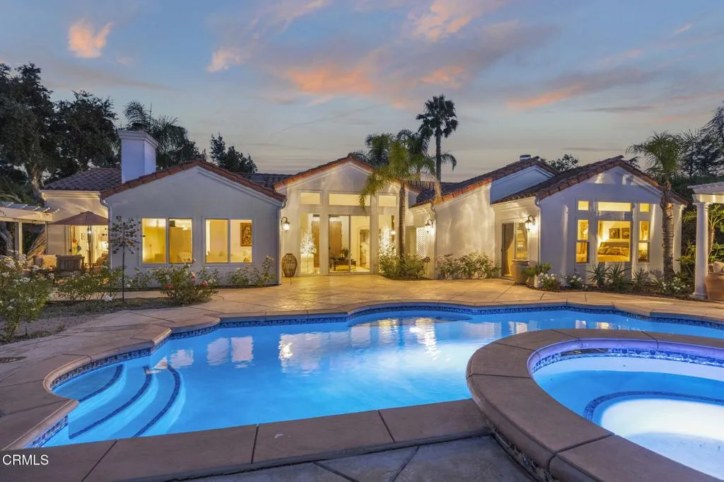 Ojai, California 93023, United States, 3 Bedrooms Bedrooms, ,3 BathroomsBathrooms,Residential,Active,187170