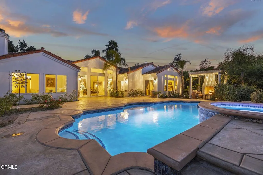 Ojai, California 93023, United States, 3 Bedrooms Bedrooms, ,3 BathroomsBathrooms,Residential,Active,187170