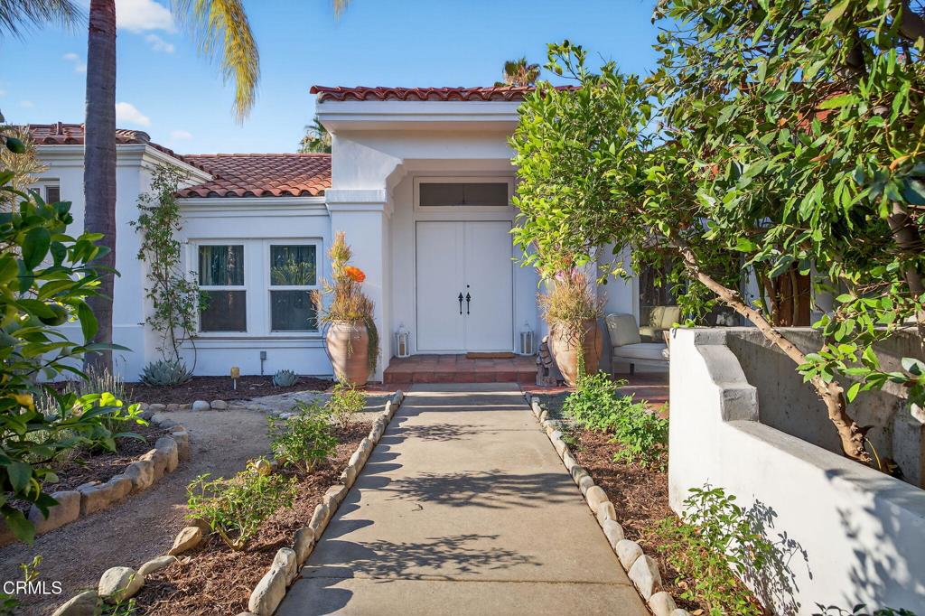1454 S La Luna Avenue
