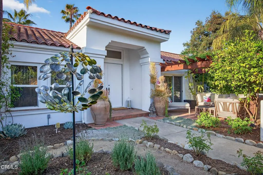 Ojai, California 93023, United States, 3 Bedrooms Bedrooms, ,3 BathroomsBathrooms,Residential,Active,187170