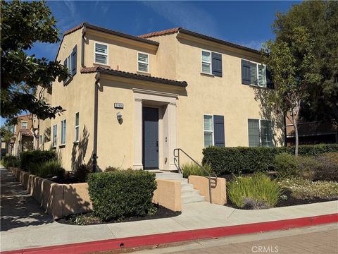 Photo of 37406 Paseo Violeta, Murrieta, CA 92563 (MLS # SW26072514)