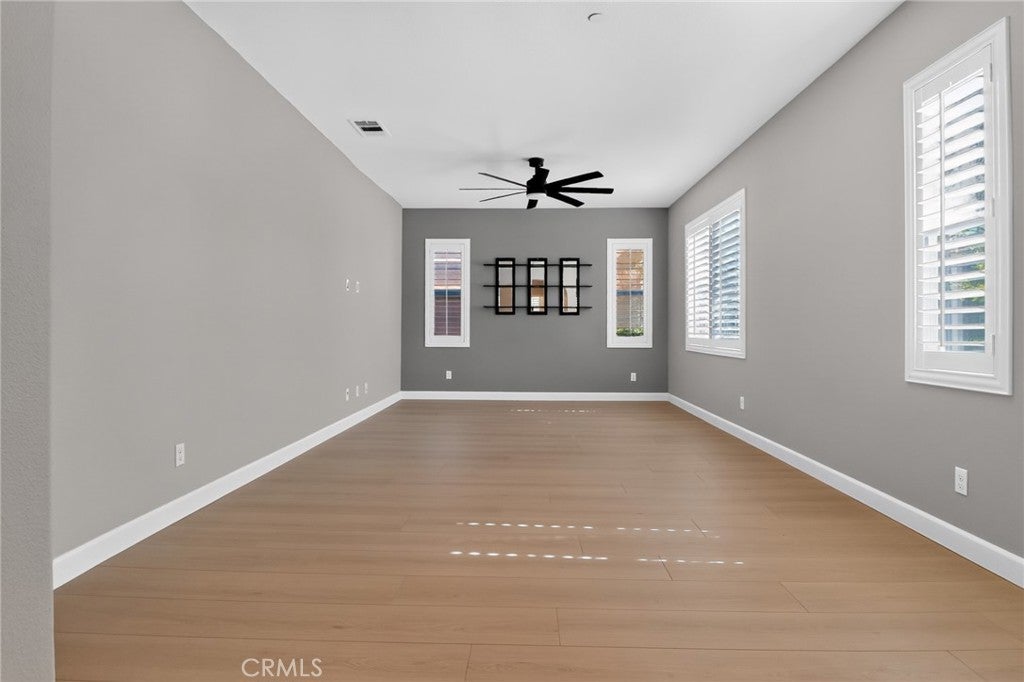 37406 Paseo Violeta