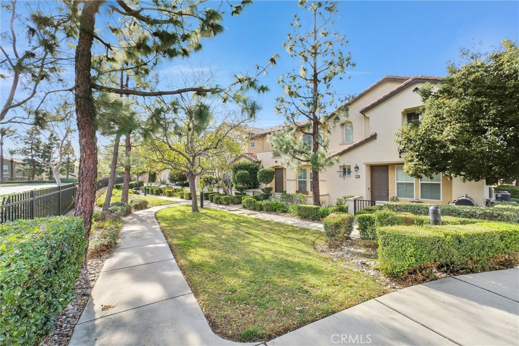 15723 Parkhouse Drive 105