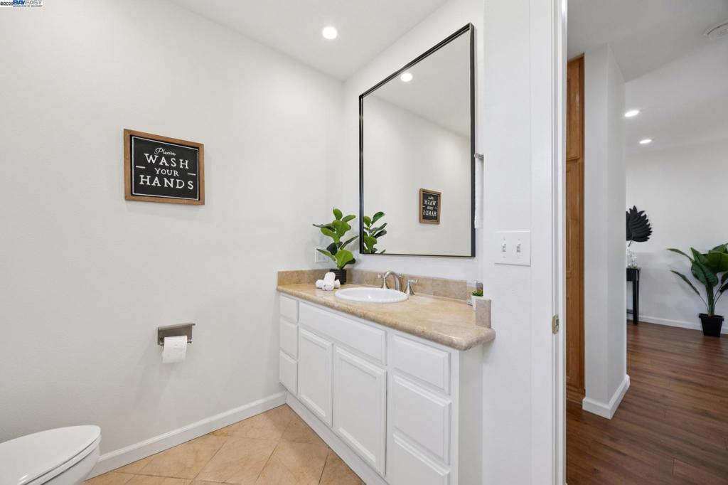 BAY FARM - Residential Income