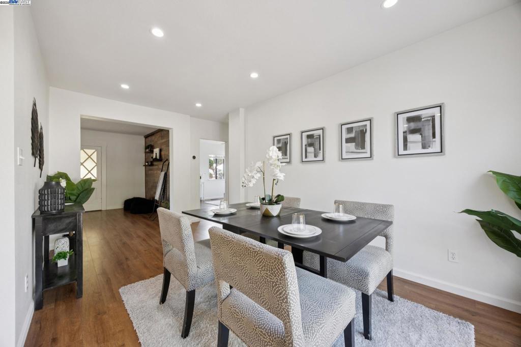 BAY FARM - Residential Income