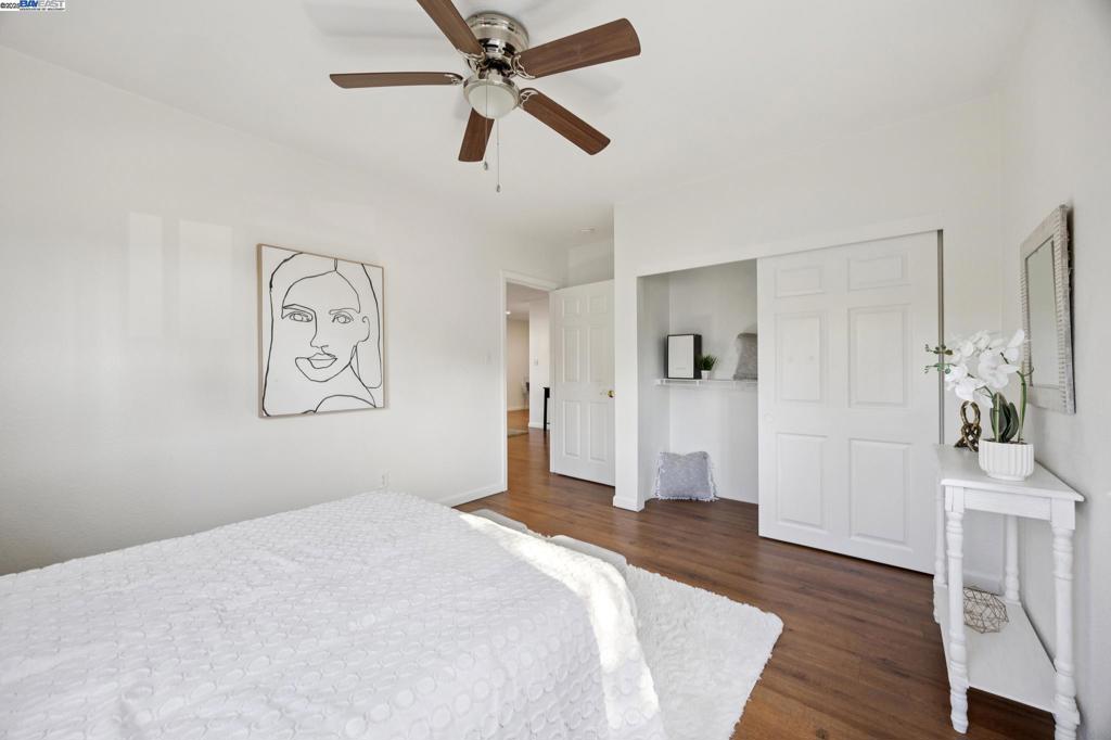 BAY FARM - Residential Income