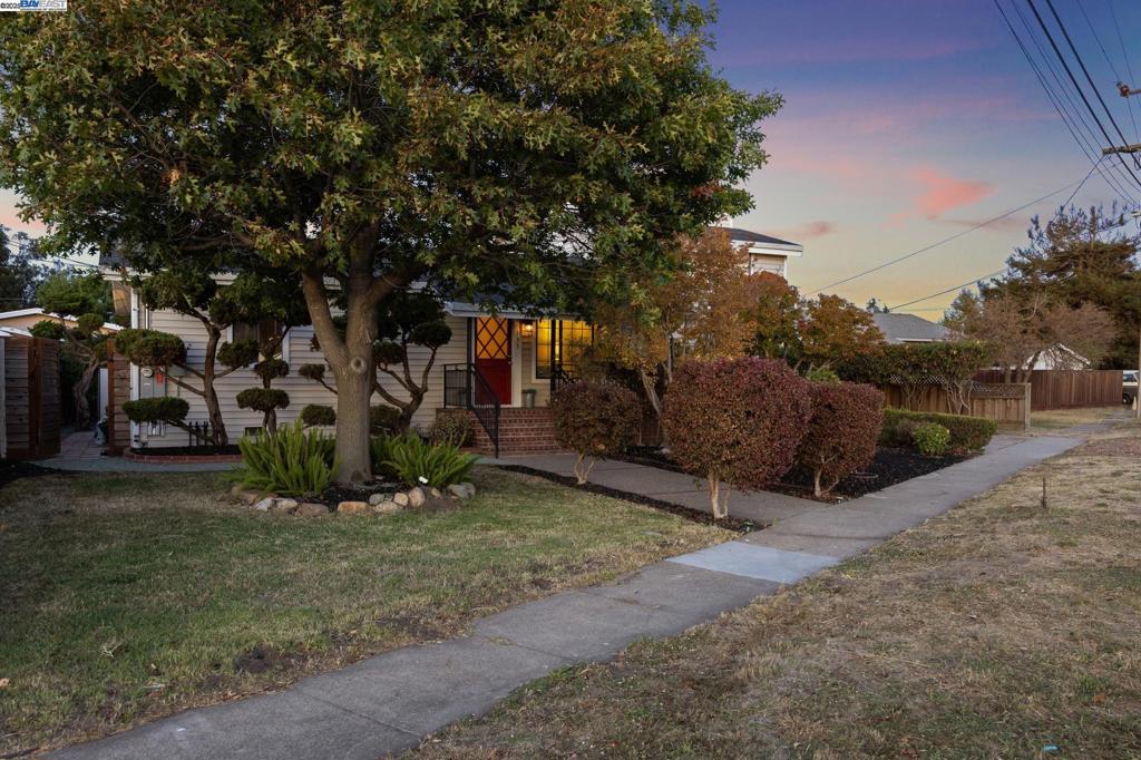 BAY FARM - Residential Income