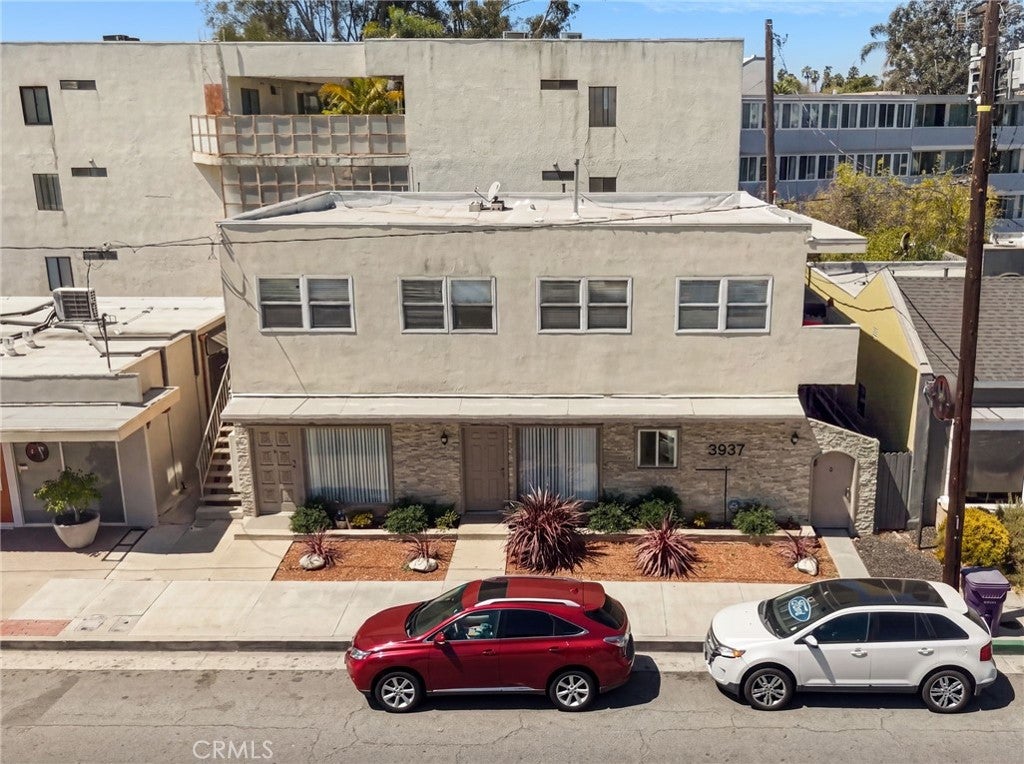3937 Long Beach