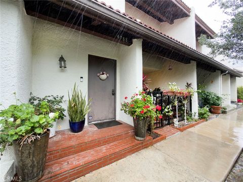 Photo of 9788 Via Zibello, Burbank, CA 91504 (MLS # BB26043655)