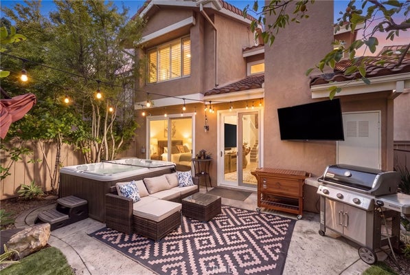 4827 PARMA DR, OAK PARK, CA 91377 - Image ff779e511fe6e5eccc29036d1e4bc91a/2687658732