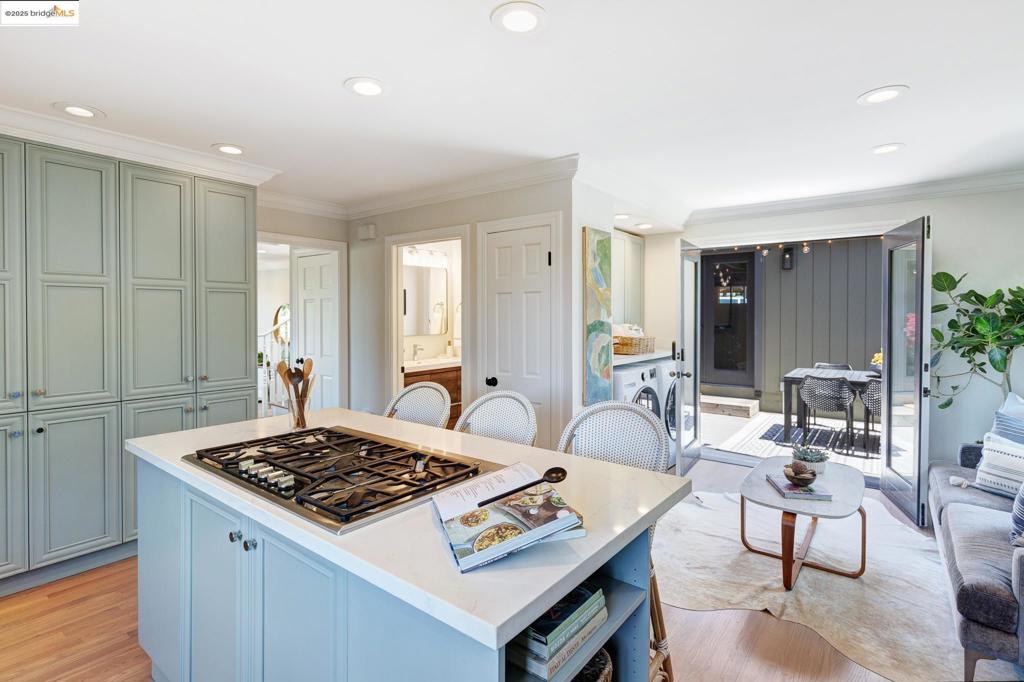 PIEDMONT - Residential