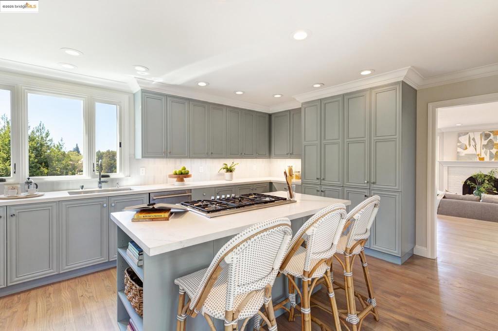 PIEDMONT - Residential