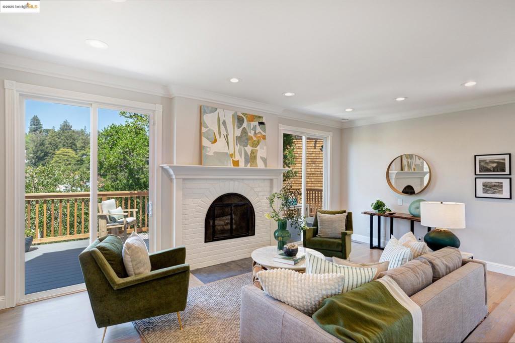 PIEDMONT - Residential