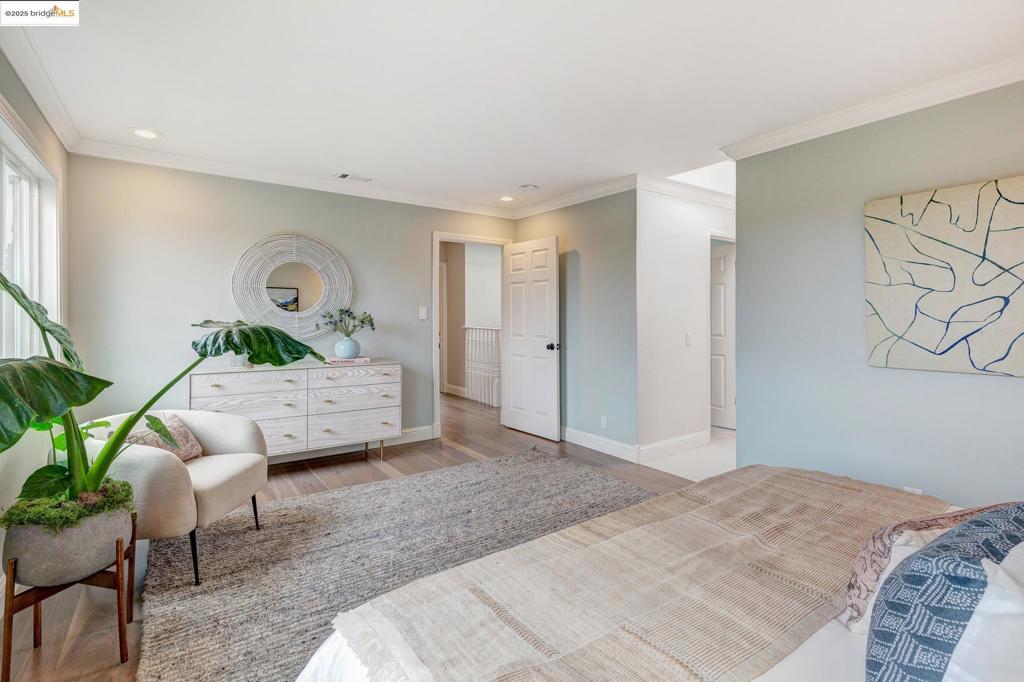 PIEDMONT - Residential