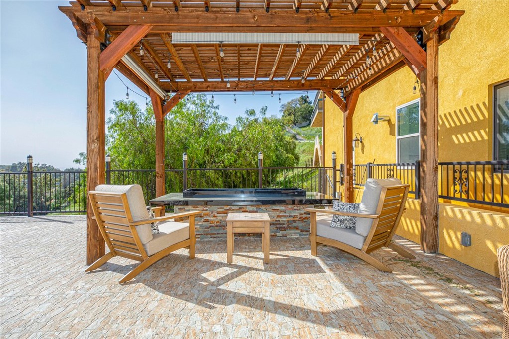 9336 Wayside Drive