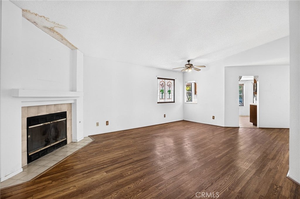 3033 W Fruitvale