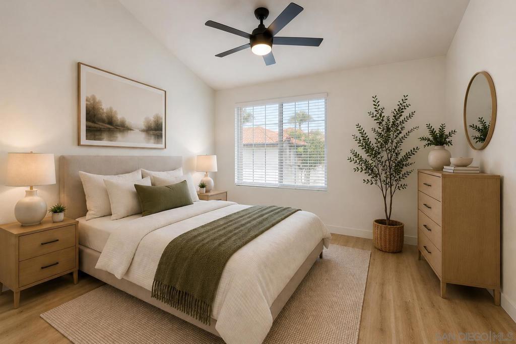 23391 La Crescenta Unit B