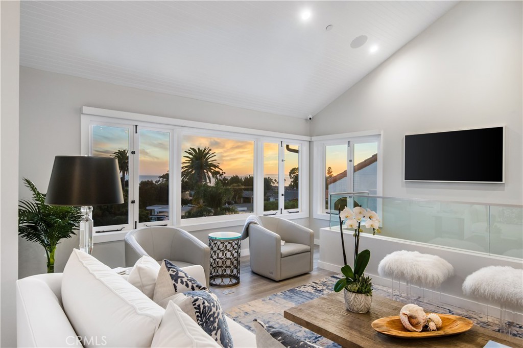 738 Cliff Drive, Laguna Beach CA 92651 - Photo 7