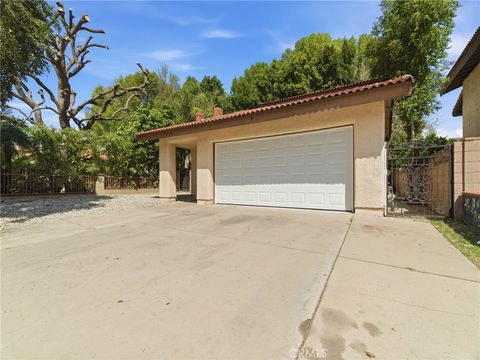 Photo of 19745 Lull Street, Winnetka, CA 91306 (MLS # OC26062662)