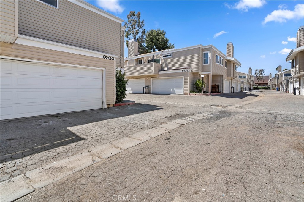 9920 Sepulveda
