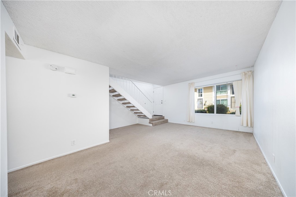 34 Elksford Avenue 3