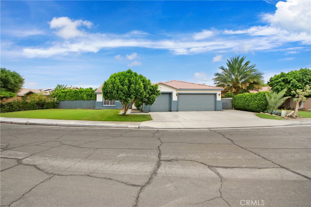 Welcome to your dream investment property! This beautifully renovated 4-bedroom, 2-bathroom home offers modern luxury, comfort, and convenience – all while being sold fully furnished and turn-key. Designed and operated as a successful Airbnb property, it comes with future bookings already secured – including the highly coveted Coachella Festival dates. New Built Patio