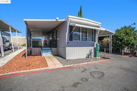 Photo of 3301 Buchanan RD, Antioch, CA 94509 (MLS # 41106642)