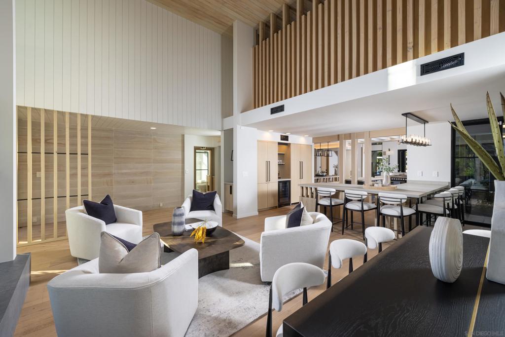 Del Mar - Residential