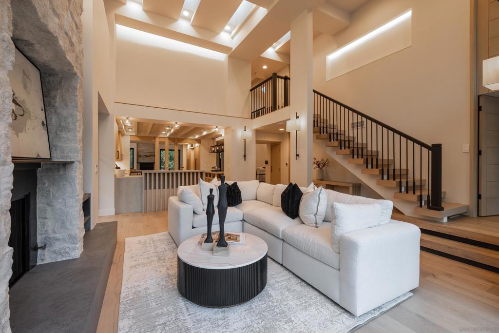 Del Mar - Residential