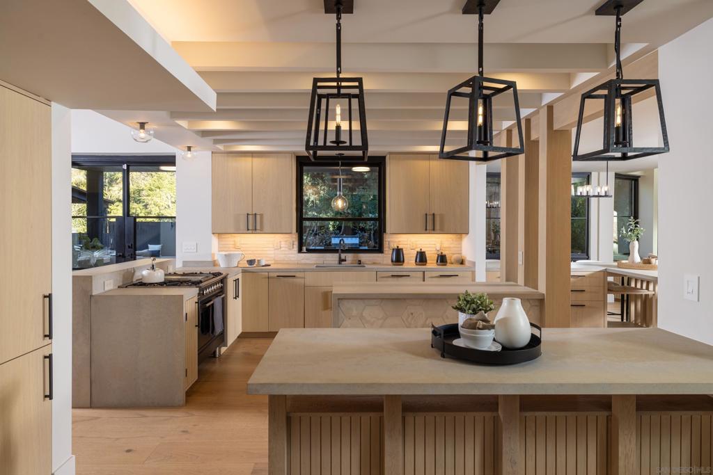 Del Mar - Residential