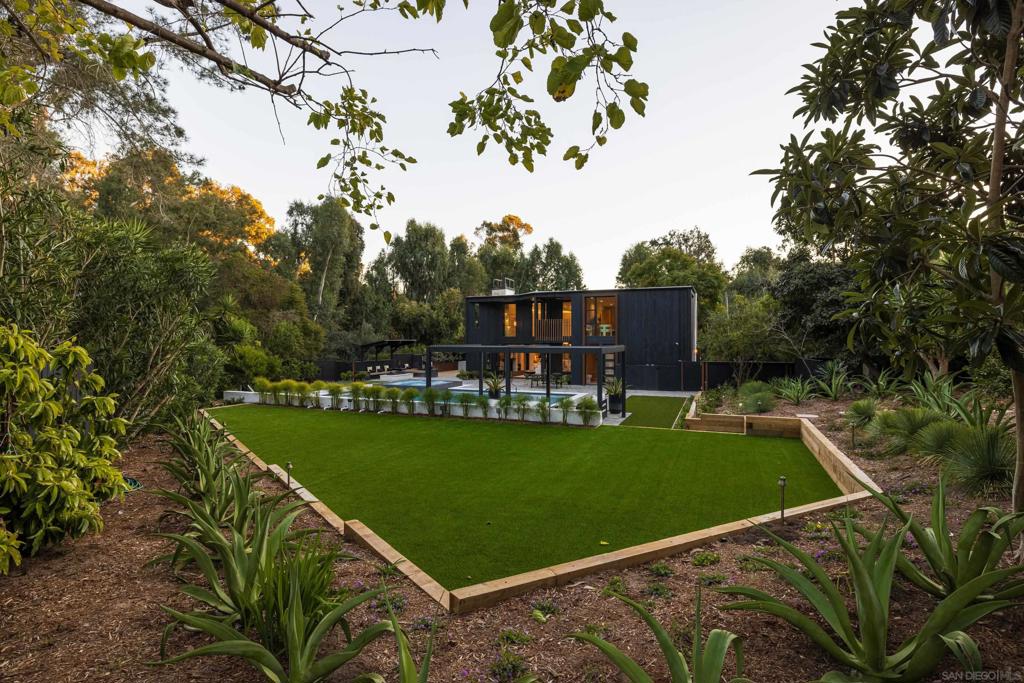 Del Mar - Residential