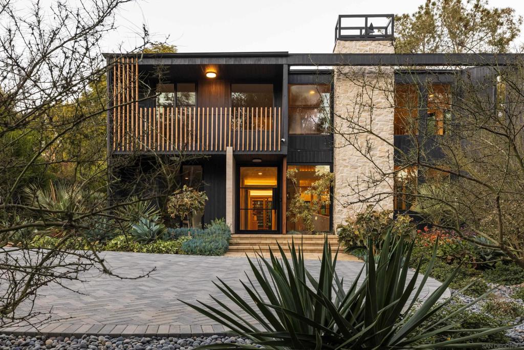 Del Mar - Residential