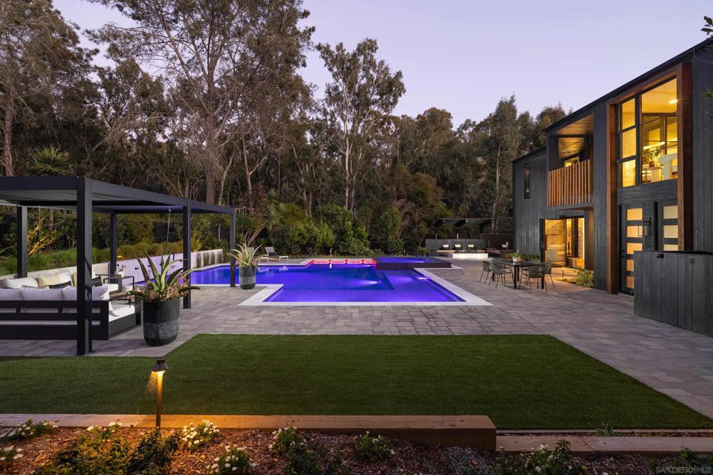 Del Mar - Residential