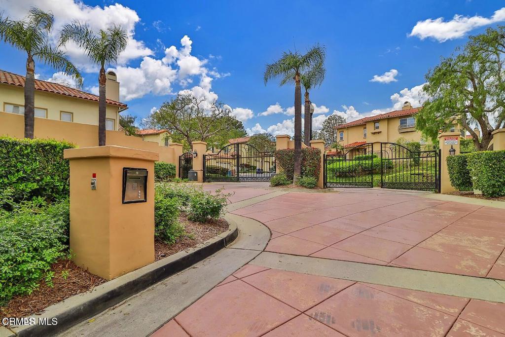 Golf Villas 2 - 4901 - Residential Lease