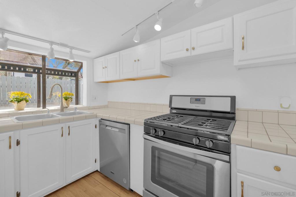 Julian - Residential