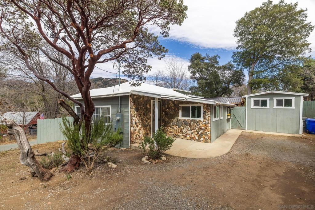 Julian - Residential