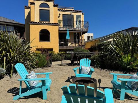 Photo of 327 Riverview Avenue #C, Capitola, CA 95010 (MLS # ML82039094)