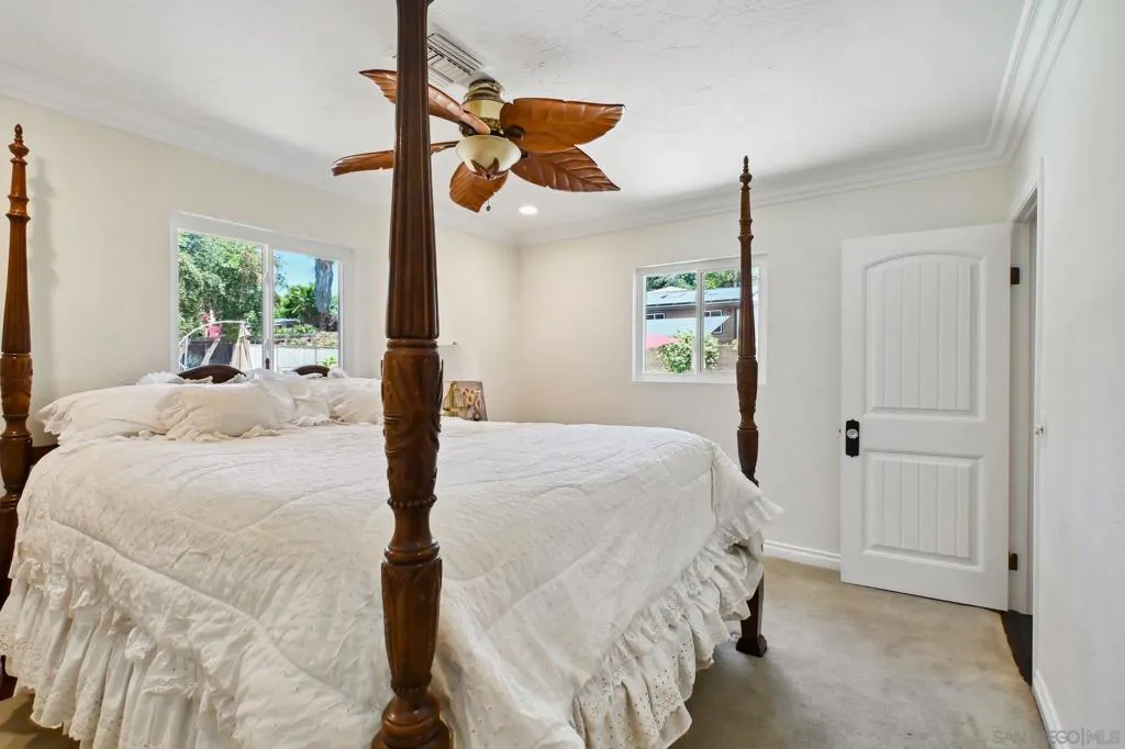 El Cajon, California 92021, United States, 3 Bedrooms Bedrooms, ,2 BathroomsBathrooms,Residential,Pending,157062