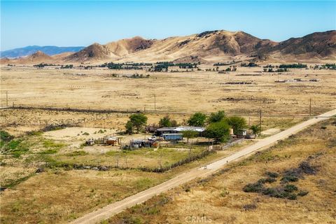 Tiny photo for 13470 De Sabla, Santa Margarita, CA 93453 (MLS # SC26108099)