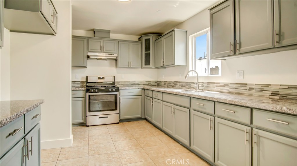 330 E 101st Street