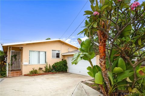 Photo of 1621 259th Place, Harbor City, CA 90710 (MLS # PV25216801)
