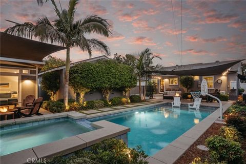 Photo of 263 S Grand Avenue, Glendora, CA 91741 (MLS # CV25259269)