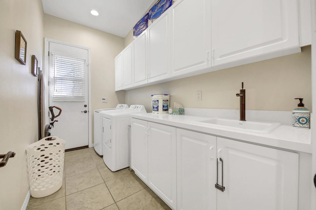 Montage at Santa Rosa - Residential