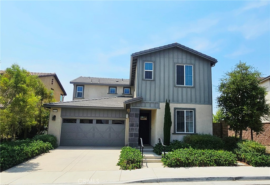 Live the Good Life at 11531 Jackt St. | Furnished former Model Home with Solar | Flexible Lease Options |
Welcome to a home that blends comfort, convenience, and lifestyle in one of Beaumont’s most desirable master-planned communities—Fairway Canyon. Whether you're seeking a fully furnished short-term lease, mid-term corporate rental, or long-term residence, this beautifully upgraded former model home is designed to meet your needs.
Move-In Ready & Fully Furnished
This spacious 4-bedroom, 3-bath home offers 2,362 sq. ft. of designer living space with a 2-car garage, complete furnishings, and high-end finishes. The home features stainless steel appliances, soft-close cabinets, upgraded countertops, custom backsplash, and designer flooring throughout. Just bring your suitcase!
Energy-Efficient Living with Solar
Ejoy lower electric bills with solar panels, offering both environmental and financial benefits.
Zoned for Beaumont Unified School District, including Tournament Hills Elementary (8/10), Mountain View Middle, and Beaumont High—all minutes away.
Healthcare Convenience
Close to San Gorgonio Memorial Hospital and Loma Linda University Health – Beaumont, plus a variety of specialty clinics within 15 miles.
Prime Location - Situated in a quiet, upscale neighborhood with easy freeway access, and minutes from local shopping, dining, and outdoor recreation. Perfect for commuters and remote workers alike.
Whether you're a relocating professional, travel nurse, digital nomad, or long-term tenant, this home offers the space, style, and surroundings to make it easy to settle in and truly feel at home.
Now accepting inquiries, monthly rental fees will vary depending on the lenght and lease terms - schedule your private showing today!