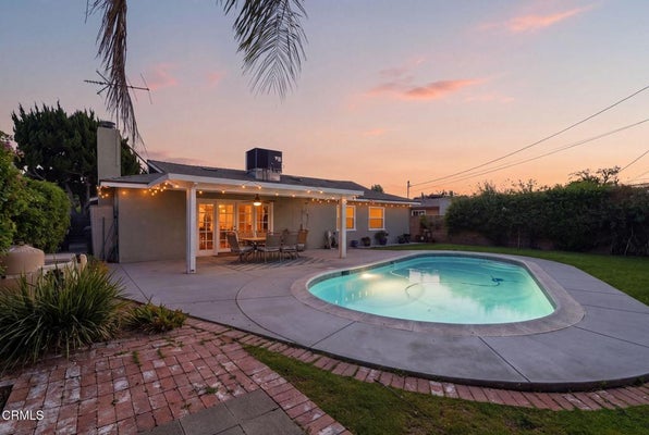 16351 LABRADOR ST, NORTH HILLS, CA 91343 - Image ff95f0da6465fc3c8b7cc91c6acef80d/3291816733