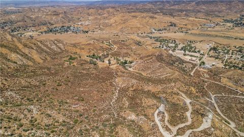 Photo of 0 Ilana Lane, Saugus, CA 91390 (MLS # SR25098341)