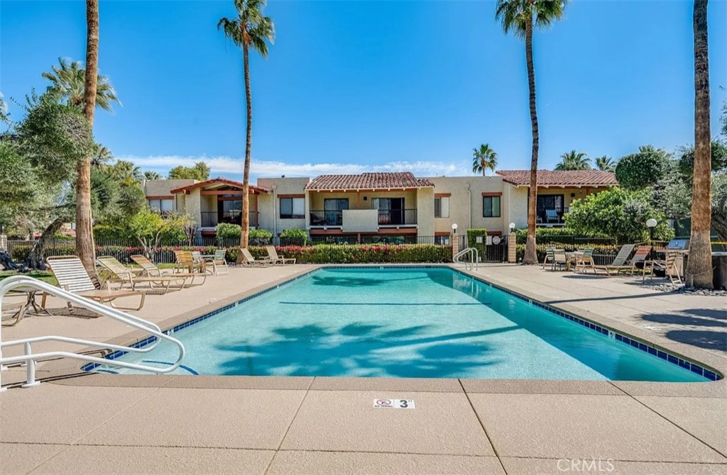 Ranch Club Estados (33244) - Residential Lease