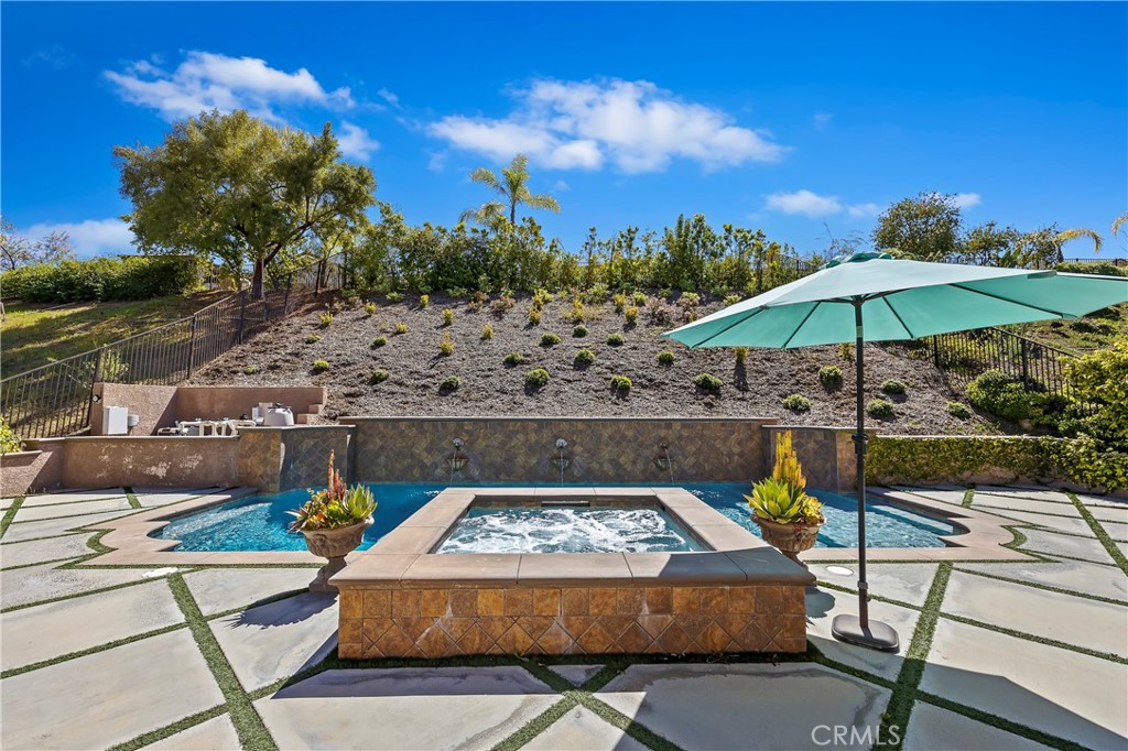 Villiage Crest - Residential